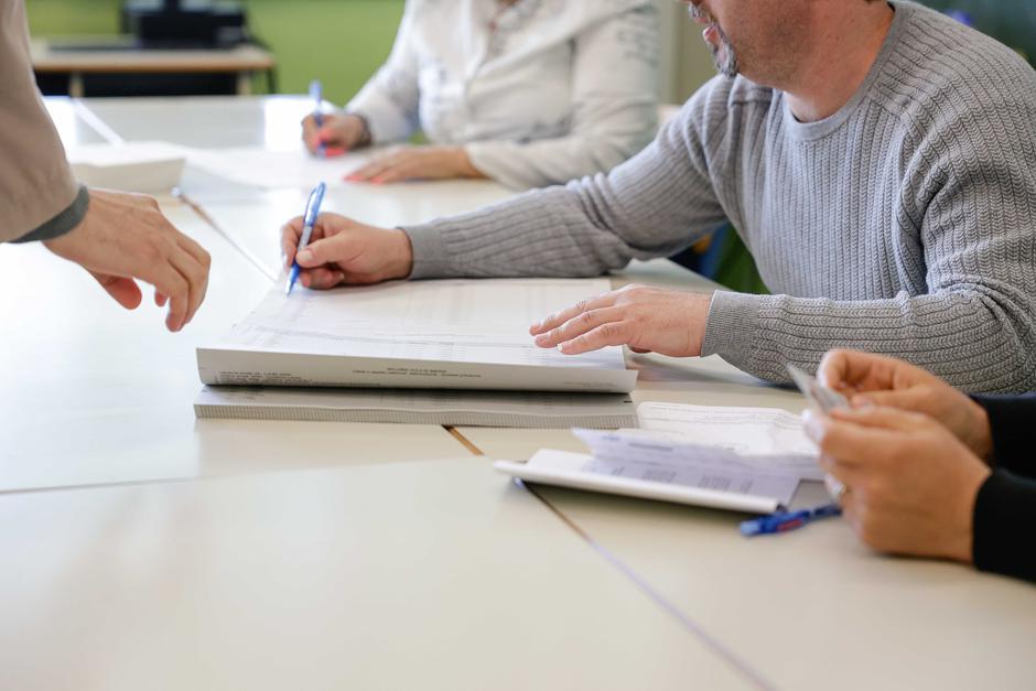 referendum o uveljavitvi zakona o dodatku k pokojnini za izjemne dosežke na področju umetnosti | Avtor: Saša Despot