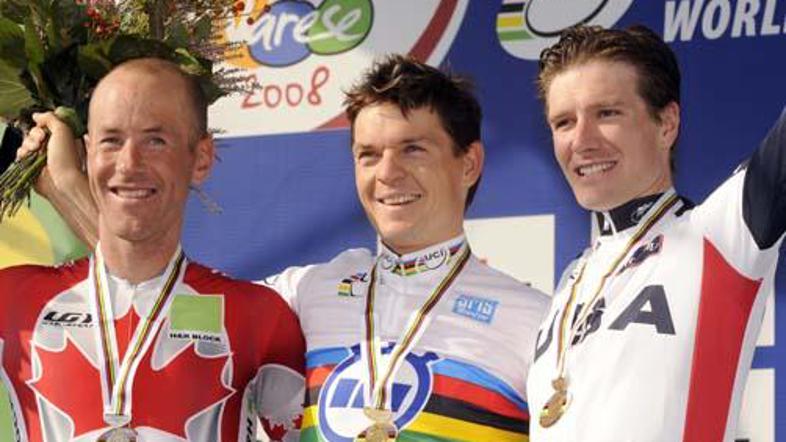 Najboljša trojica v posamični vožnji na čas.