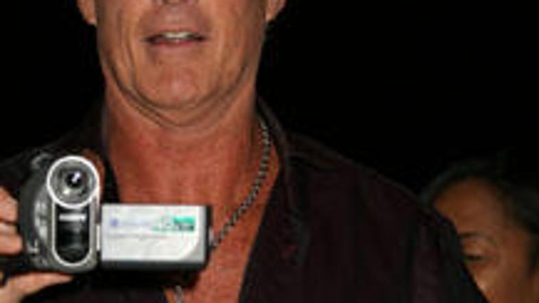 David Hasselhoff Flynet