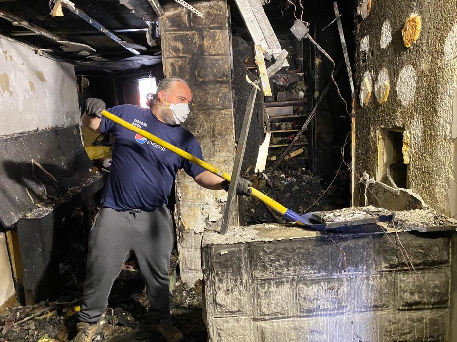 Požar v Bizoviku | Avtor: Andreja Cilenšek