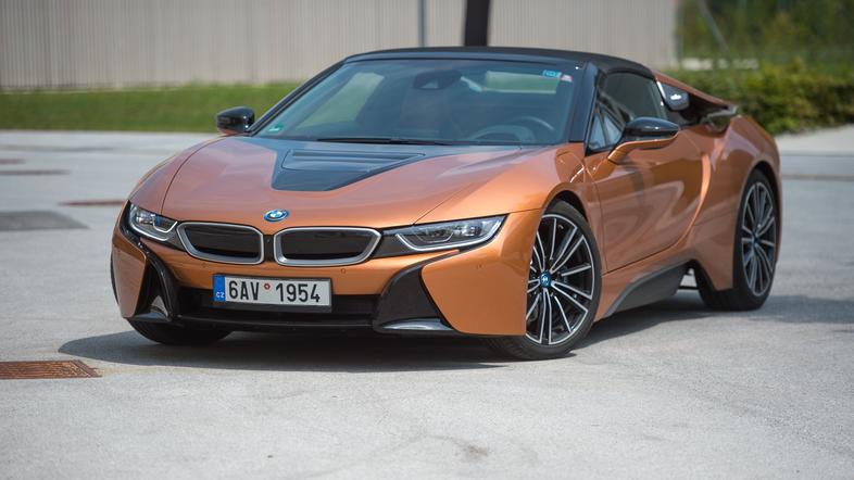 BMW i8 e-drive Roadster