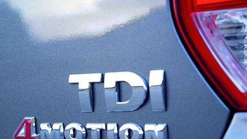 Na vsa štiri kolesa gnani karavan se bolje znajde tako na mokrem, kot na suhem.