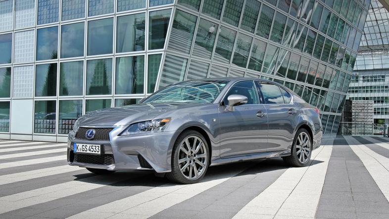 lexus GS