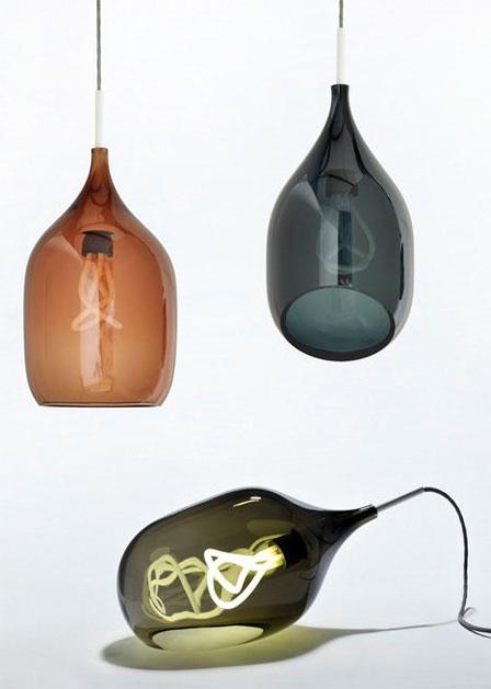 Svetila Vessel Lamps. Oblikovanje: Samuel Wilkinson.