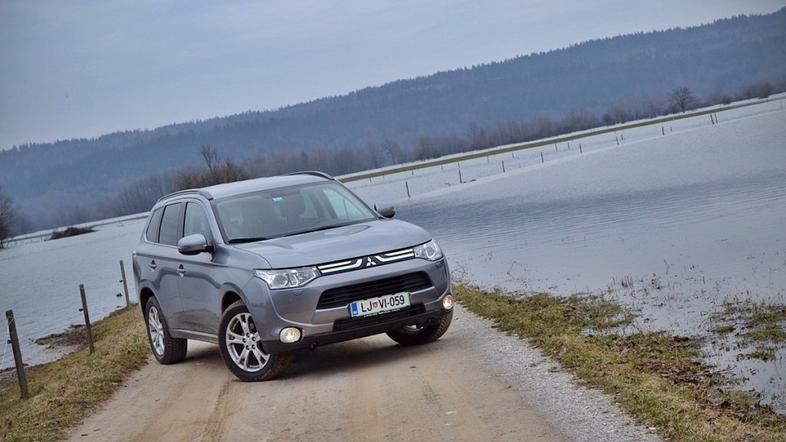 Mitsubishi outlander