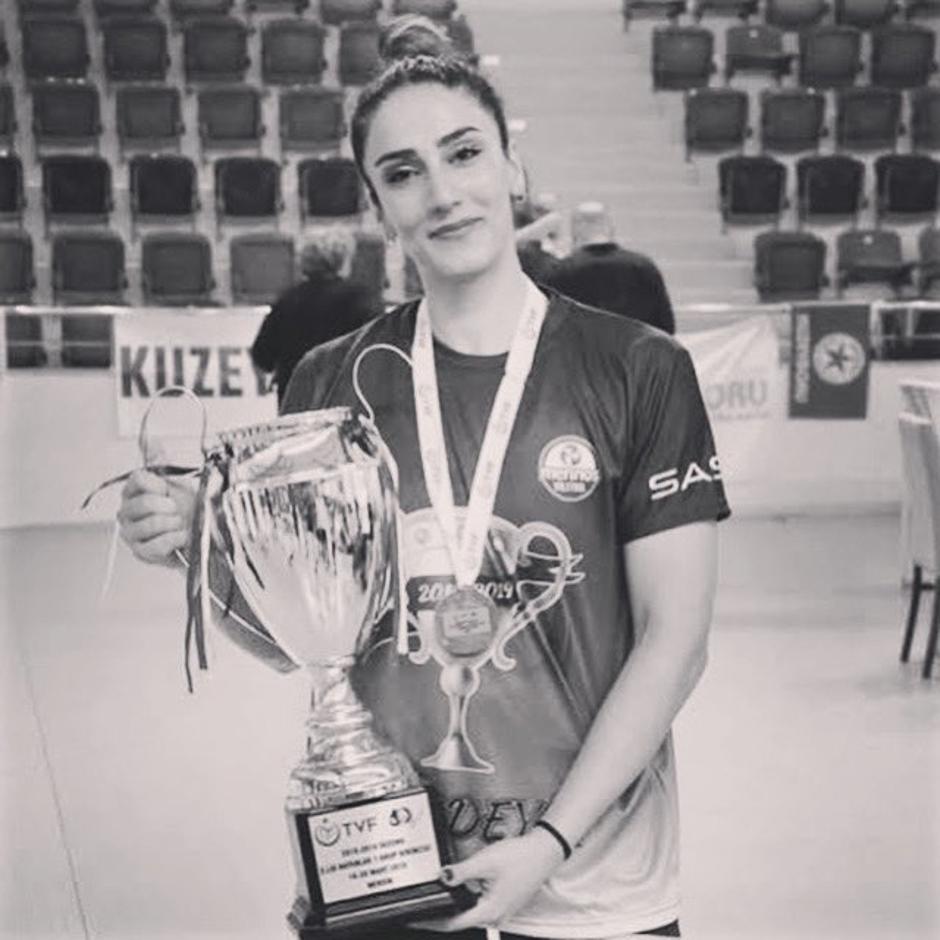 Betül Coban Cakir | Avtor: Reševalni pas/Twitter