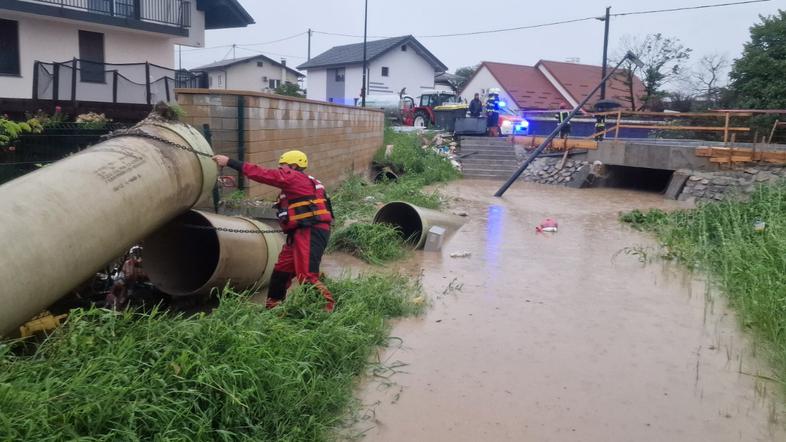 Sneberje, poplave