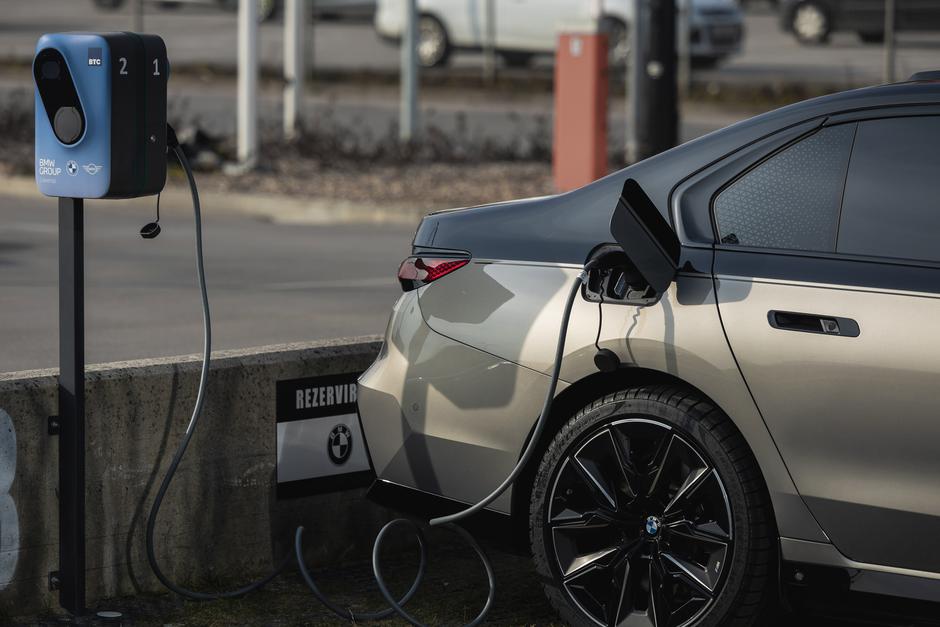 BMW i7, serija 7 | Avtor: Žiga Intihar/BMW