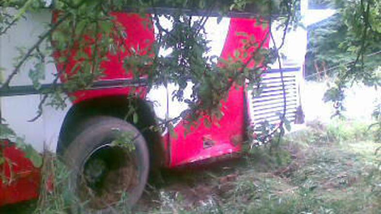 Ravnatelj šole je pojasnil, da je imel njihov učenec v nesreči le lažje poškodov