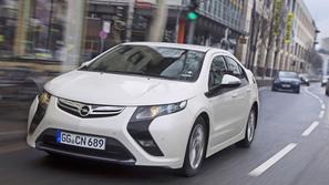 Opel ampera