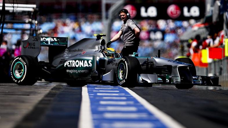 lewis hamilton melbourne