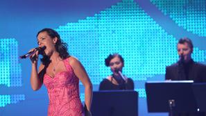 Slovenska popevka Darja Švajger