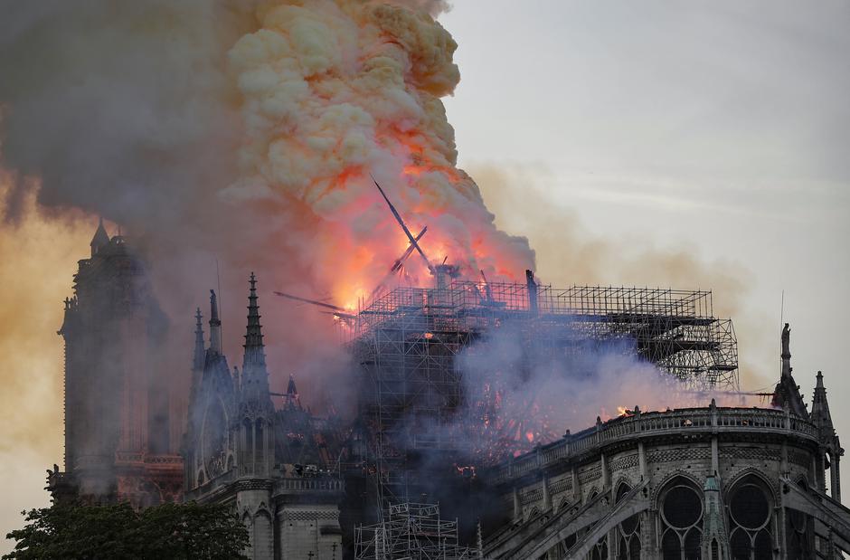 Požar Notre Dame | Avtor: Epa