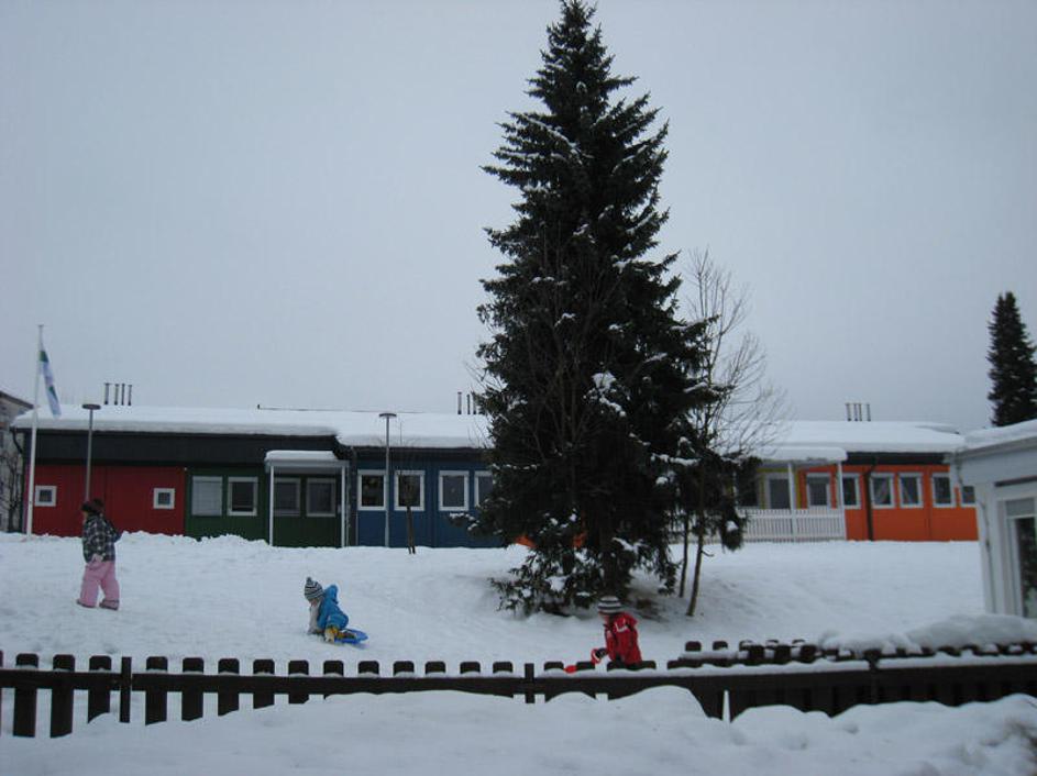 Mobilni vrtec v Grosupljem. (Foto: Tamara Barič)