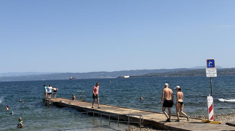 Izola