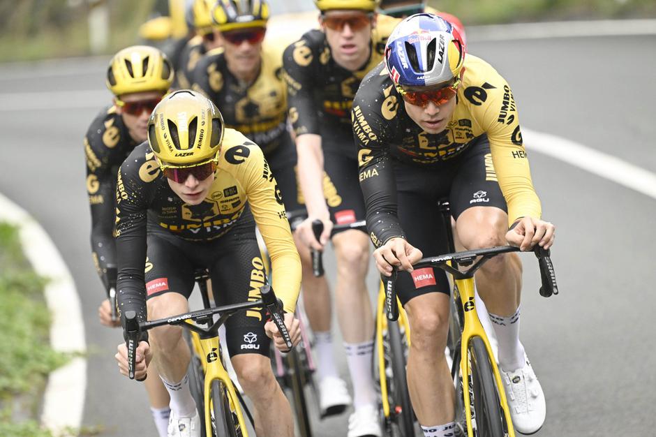 Jonas Vingegaard in Wout van Aert | Avtor: Profimedia