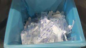 Embalaža uporabljenih brizg po cepljenju s covidom-19, Kranj