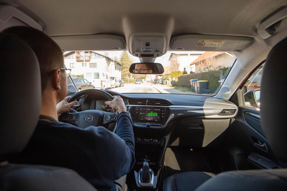 Ople Corsa e | Avtor: Anže Petkovšek