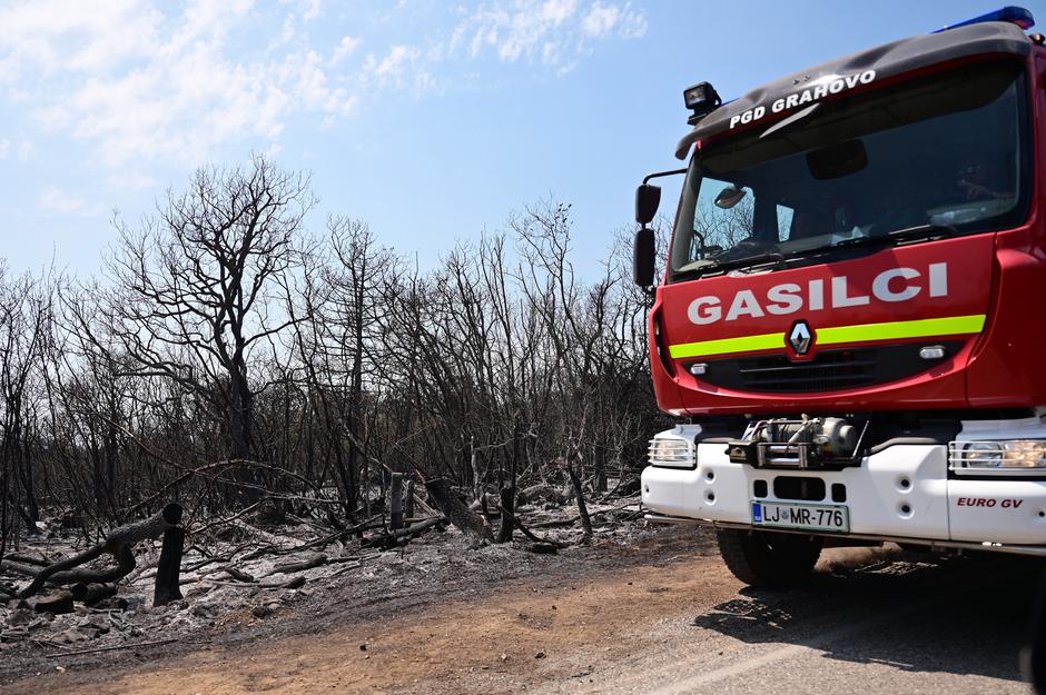Gasilci na Krasu, požar | Avtor: Profimedia