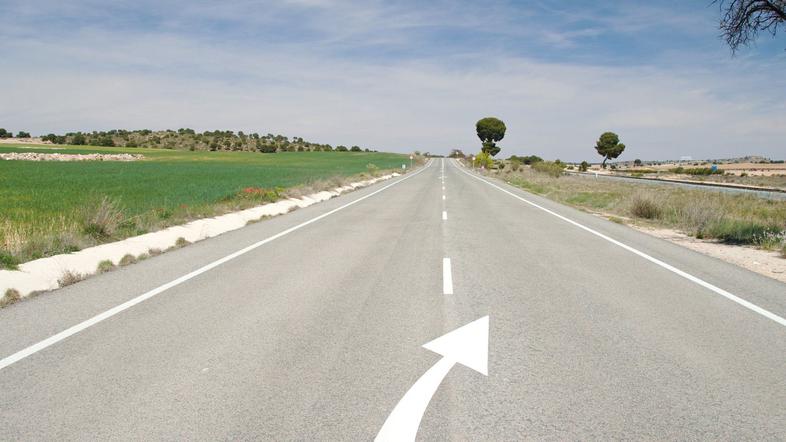 Cestne oznake puščica