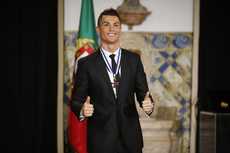 cristiano ronaldo red šprinca henryja odlikovanje portugalska