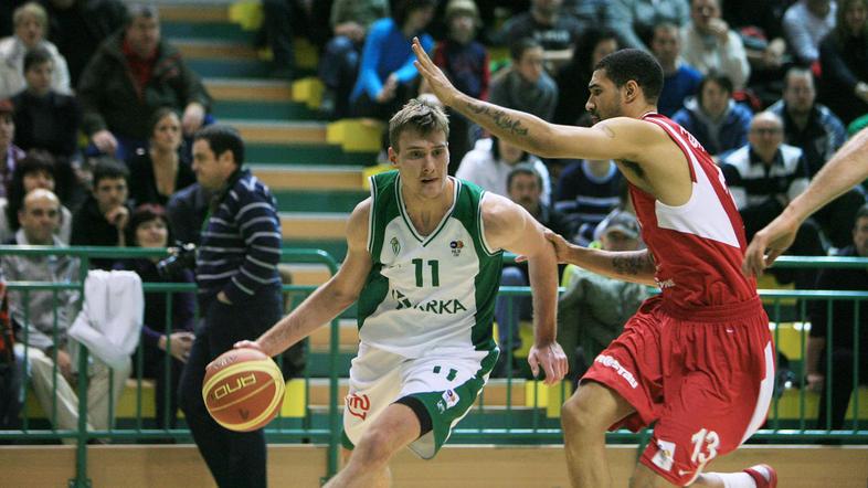 Zoran Dragić je dvakrat zadel tudi za tri točke. (Foto: ABA)