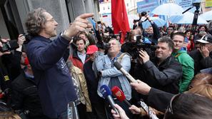 Protestni shod 18. 4. 2012