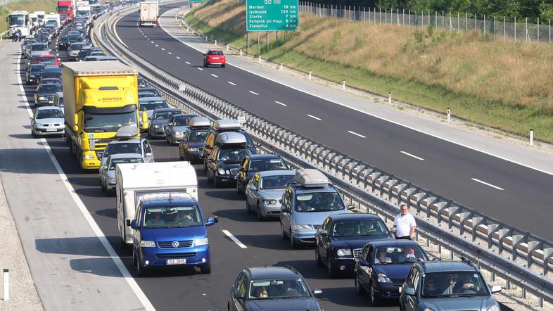Kolone na avtocesti Ptuj