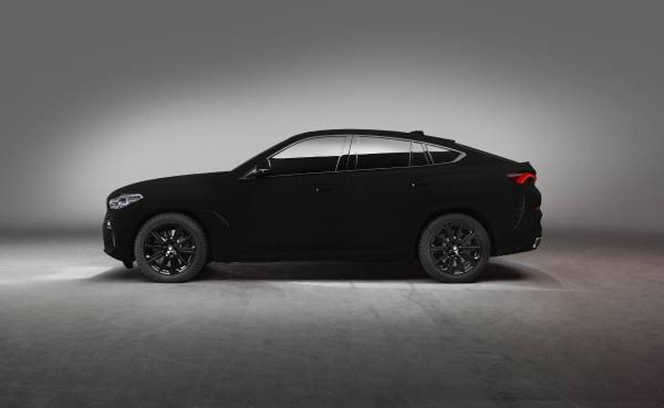 BMW X6 vantablack