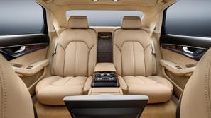 Audi A8L extended