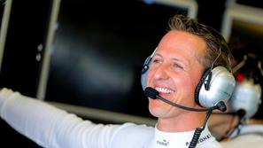 Schumacher Mercedes slušalke Abu Dabi Dhabi trening formula 1