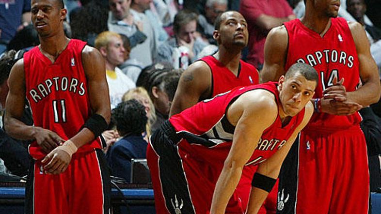 Košarkarji Toronto Raptorsov so po slabem koncu evropske turneje spet igrali bol