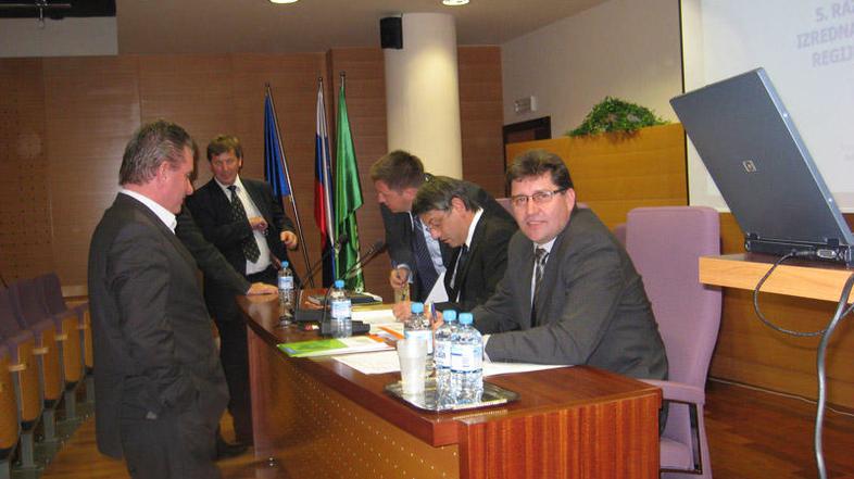 Svet regije bo predsednika vlade seznanil z nezavidljivo posavsko situacijo. (Fo