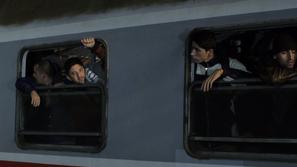 Vlak z begunci prispel v Središče ob Dravii