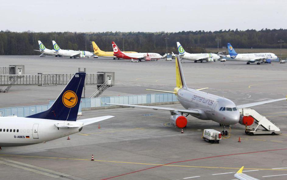 Poskusi so bili uspešni, tako da Francija, Nemčija in Norveška odpirajo letališč