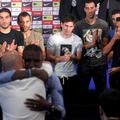 Abidal Messi Pinto Mascherano Busquets Villa Barcelona novinarska konferenca slo