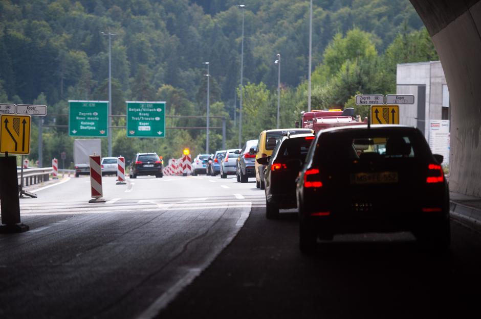 kolone v prometu pri predoru Golovec | Avtor: Anže Petkovšek