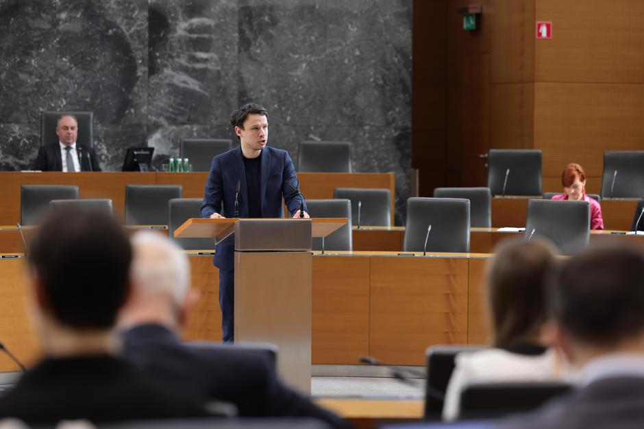 Andrej Hoivik | Avtor: Državni zbor/Sušnik Matija