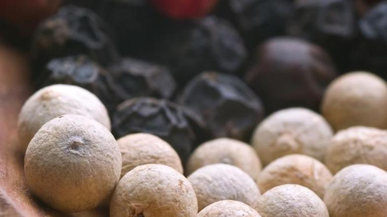 Poper je bil nekdaj na voljo le visokim slojem. (Foto: Shutterstock)