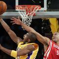 Kobe Bryant (Lakers) je dosegel 26 točk, Shane Battier (Rockets) vsega pet.