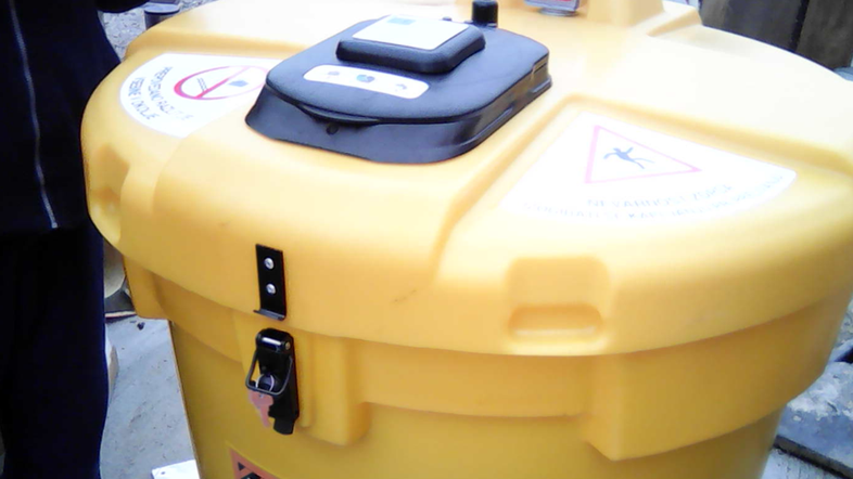 zbiralnik za odpadno jedilno olej