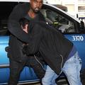 Kanye West pretepel paparaca.