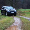 Ni dvoma, land cruiser je še vedno doma na brezpotjih, čeprav je s pomočjo tehno