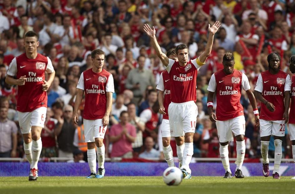 emirates cup arsenal van persie new york red bulls