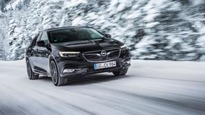 Opel insignia grand sport 4x4