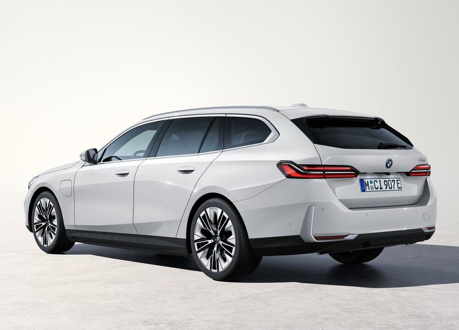 BMW serija 5 touring | Avtor: BMW