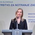 Ministrstvo Katarine Kresal obljublja še celovit sistem skrbništva za mladoletni