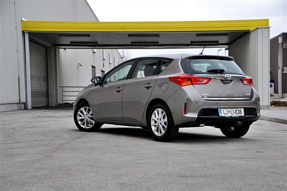 Toyota auris | Avtor: Gregor Prebil