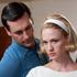 Don Draper (Jon Hamm) in Betty Francis (January Jones)