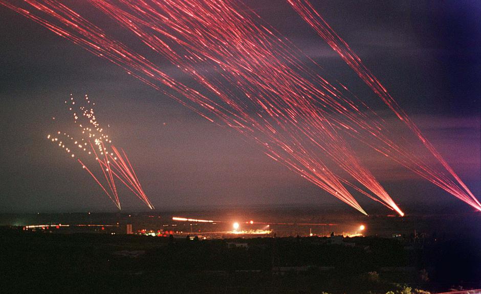 Protizračna obramba na delu v Beogradu leta 1999. (Foto: Reuters) | Avtor: Žurnal24 main